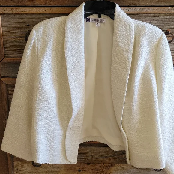 JLO Tweed jacket.  Cream with gold thread. Lapel with 2 hook/eye closure XL - Picture 6 of 7